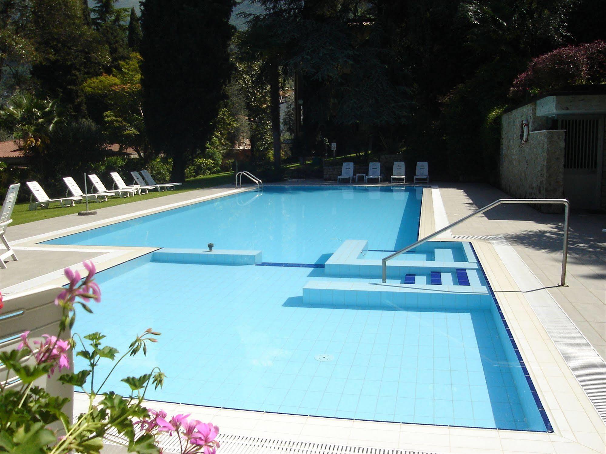Villa Sopri Malcesine Exterior foto
